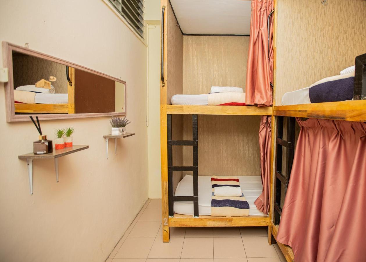 הוסטל קוטה קינבלו Escape Backpackers Kk מראה חיצוני תמונה